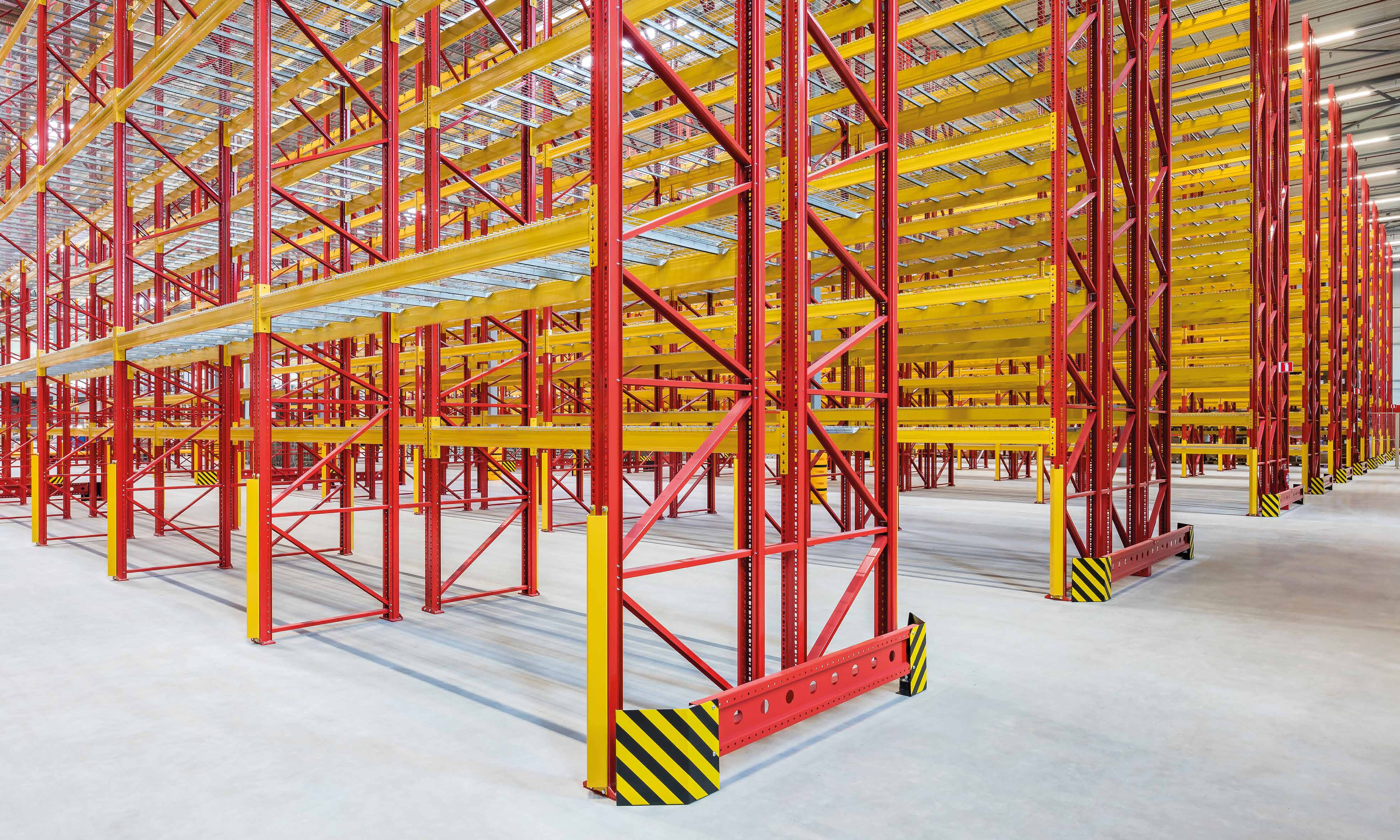 Systemy regałowe_Prologis Essentials Marketplace