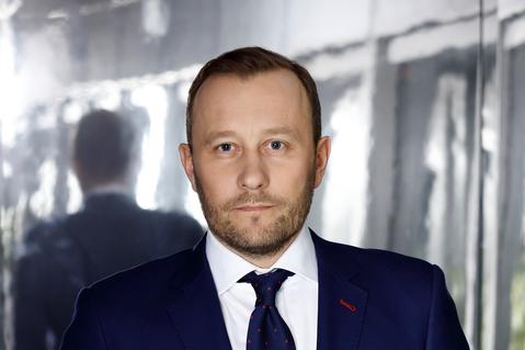 Paweł Sapek, FRICS Paweł Sapek