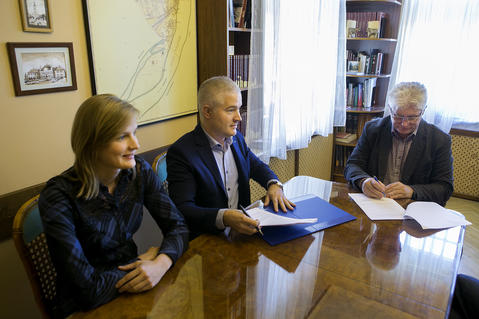 Strategic Partnership Strategic Partnership