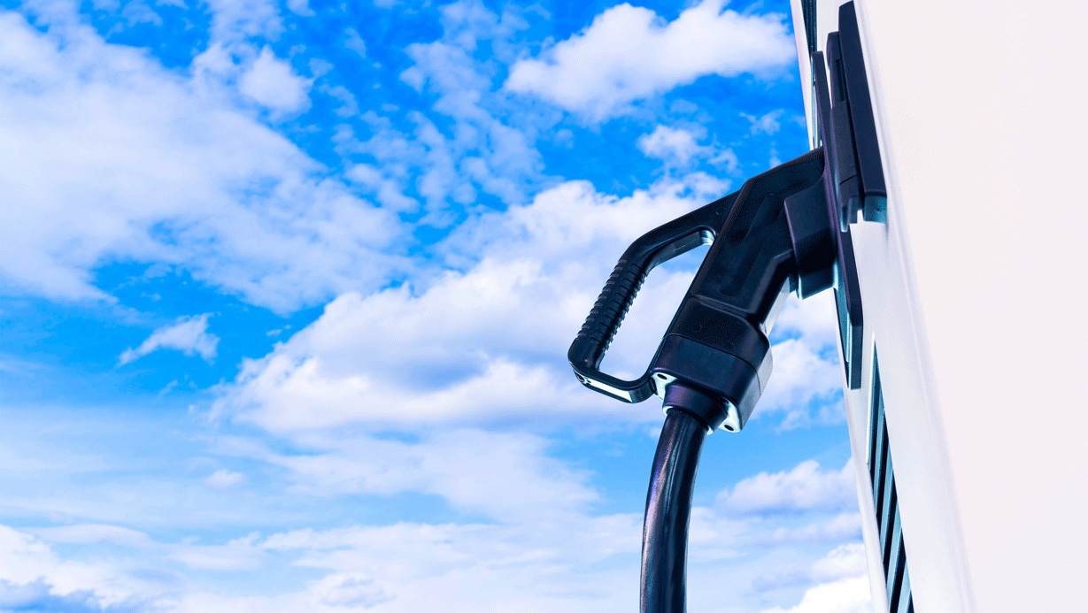 essentials-mobility-right.jpg Electric truck charger at a Prologis warehouse